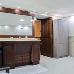 Apartment Domus Ugo Neapel