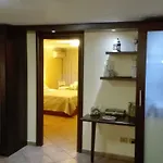 Domus Ugo Nápoly