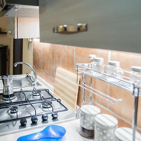 Domus Ugo Apartament