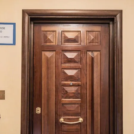 Domus Ugo Apartament