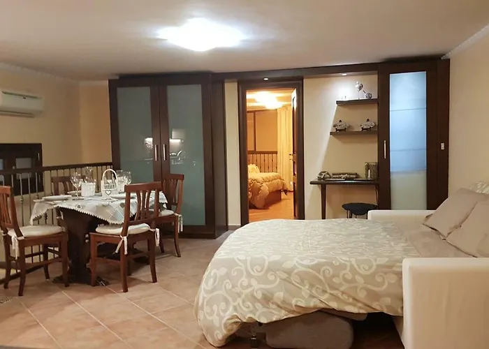 Domus Ugo Appartement *